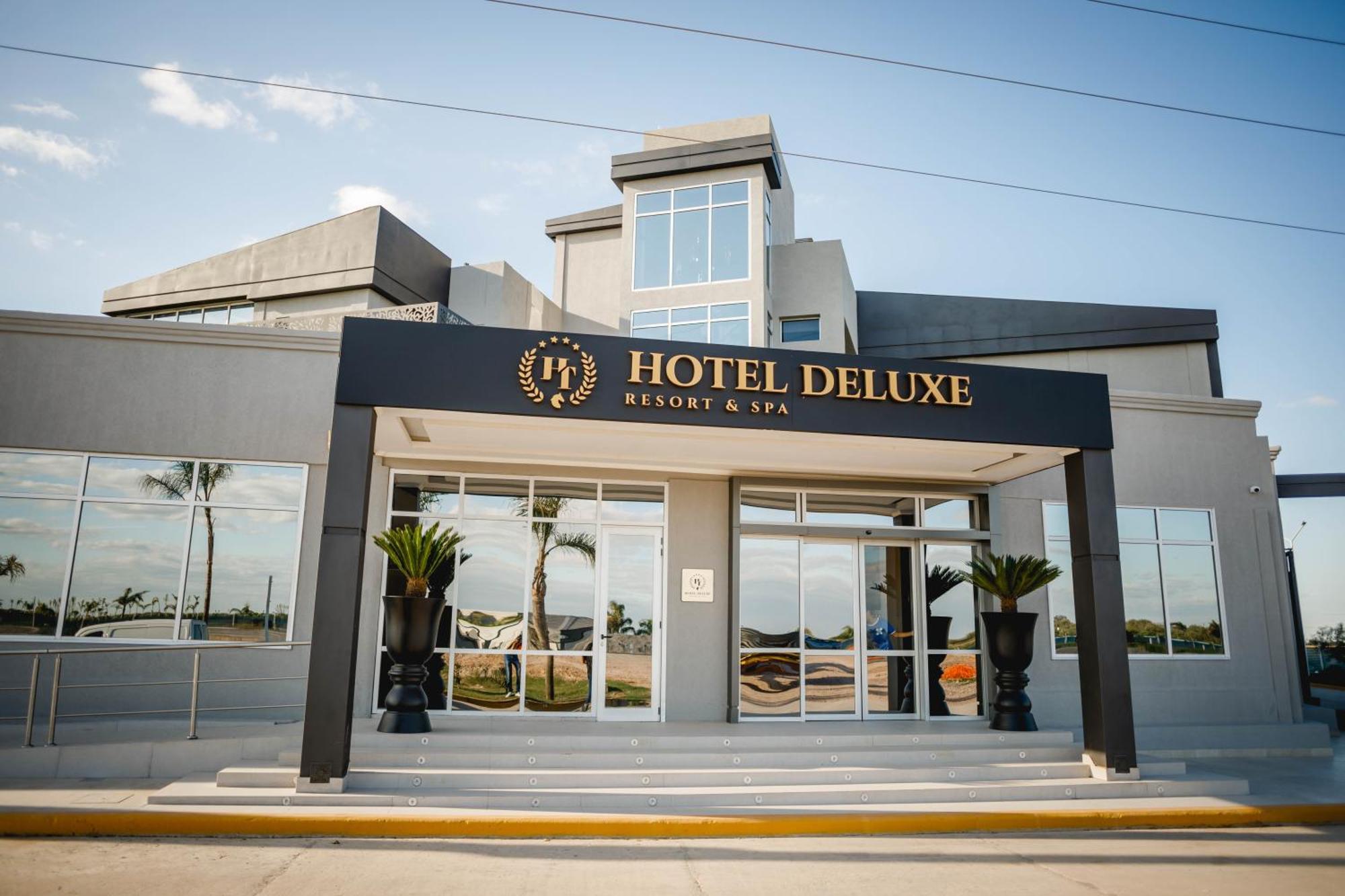 Ht Hotel Deluxe Resort & Spa Σαντιάγο ντελ Εστέρο Εξωτερικό φωτογραφία